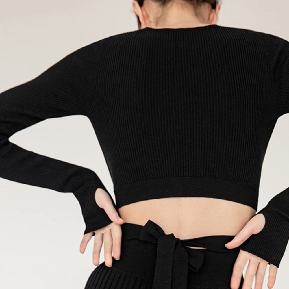 127. LAST 1! Black Wrap Long Sleeve Crop top Matching Pleat High Rise Skirt Set - Picture 9 of 12